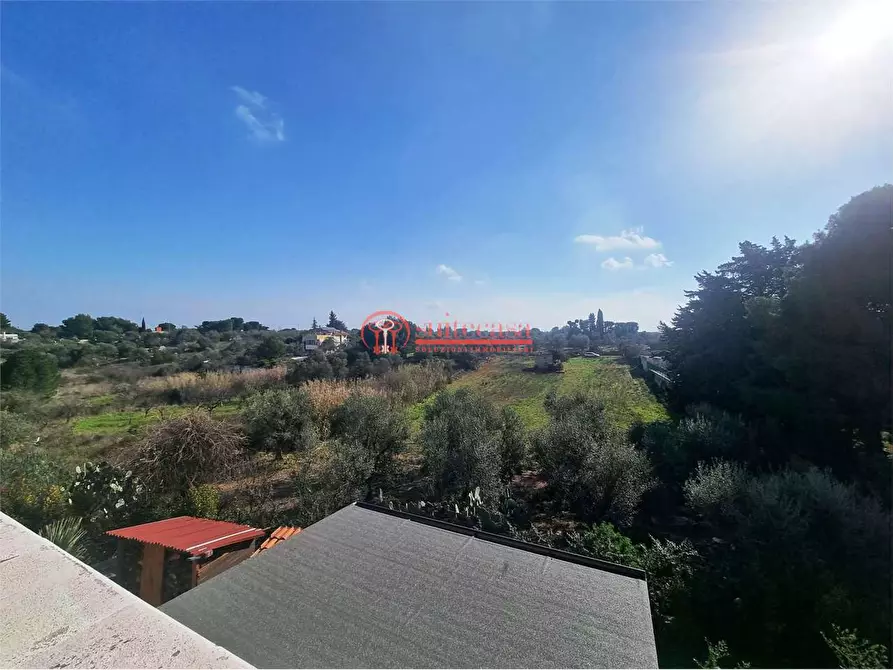 Immagine 16 di Villa in vendita  in via Palmieri a Trani