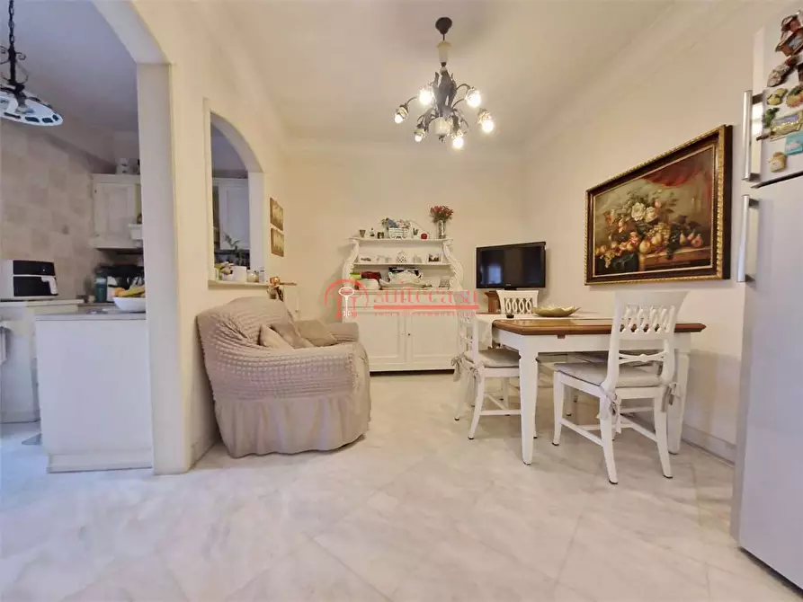 Immagine 4 di Appartamento in vendita  in via Verdi a Trani