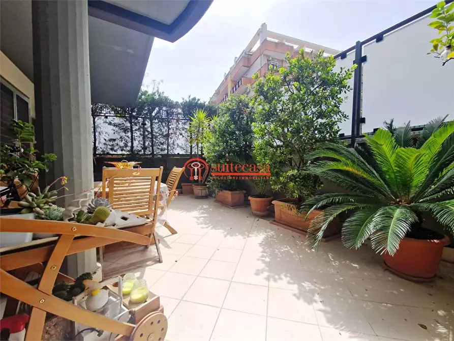 Immagine 11 di Appartamento in vendita  in via Verdi a Trani