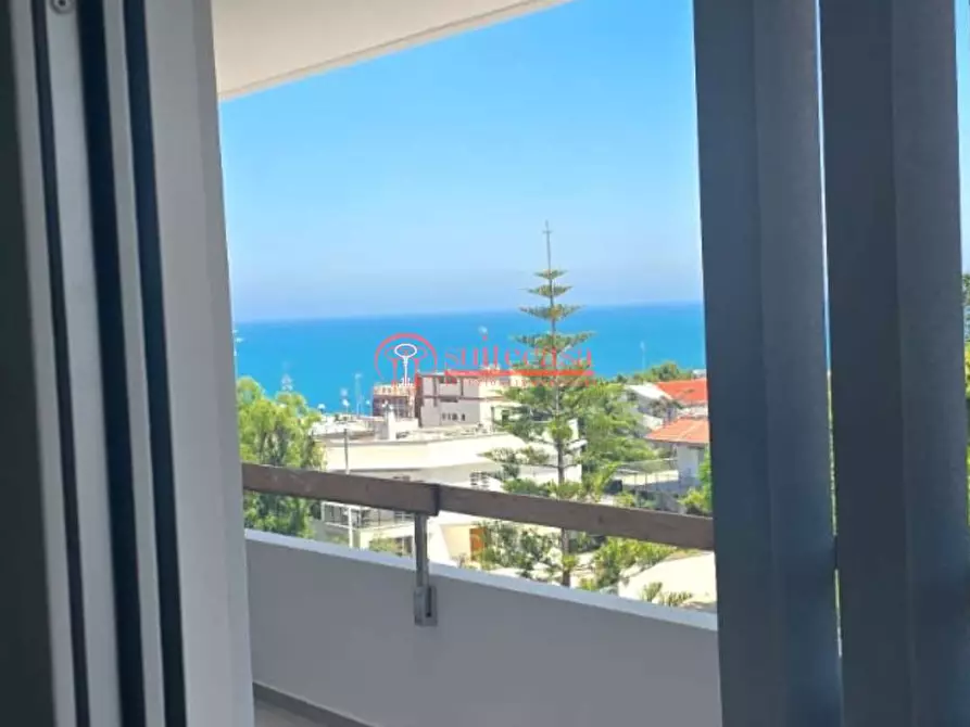 Immagine 5 di Attico in vendita  in via Malcangi  a Trani