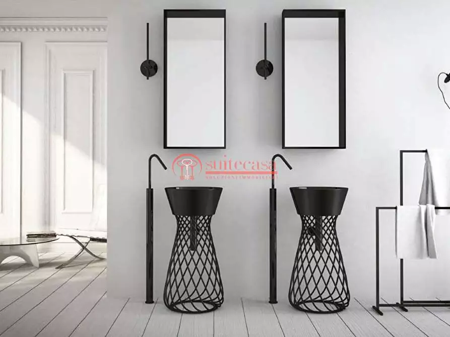 Immagine 10 di Villa in vendita  in via Annibale Maria di Francia a Trani