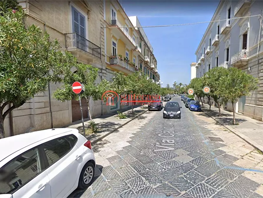 Immagine 2 di Appartamento in vendita  in via Elena Comneno a Trani