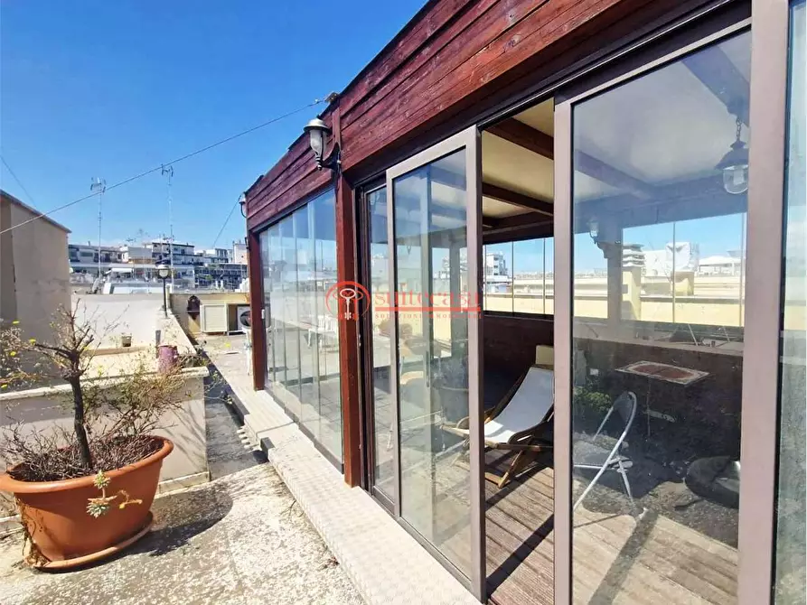 Immagine 14 di Appartamento in vendita  in via Elena Comneno a Trani