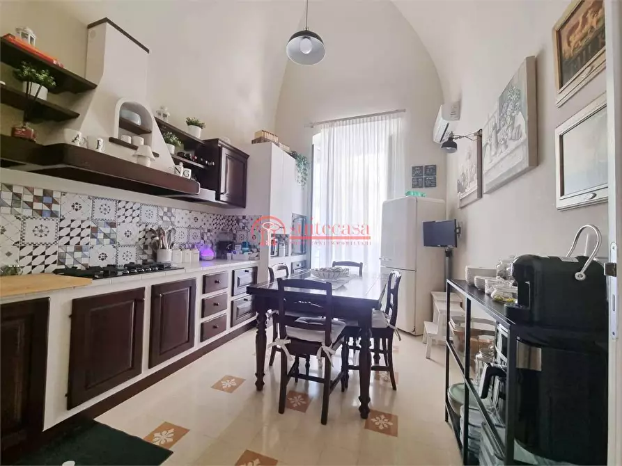 Immagine 11 di Appartamento in vendita  in via Pietro Palagano a Trani