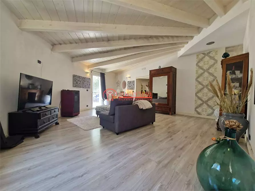 Immagine 3 di Villa in vendita  in via Balducci Riccitelli a Trani