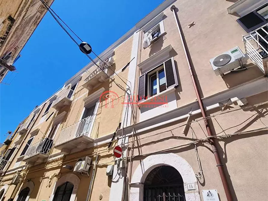 Immagine 11 di Appartamento in vendita  in piazza Cittadella a Trani