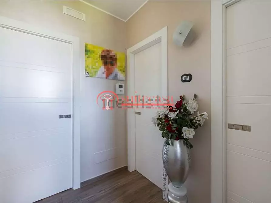 Immagine 16 di Villa in vendita  in via Alberolongo a Trani