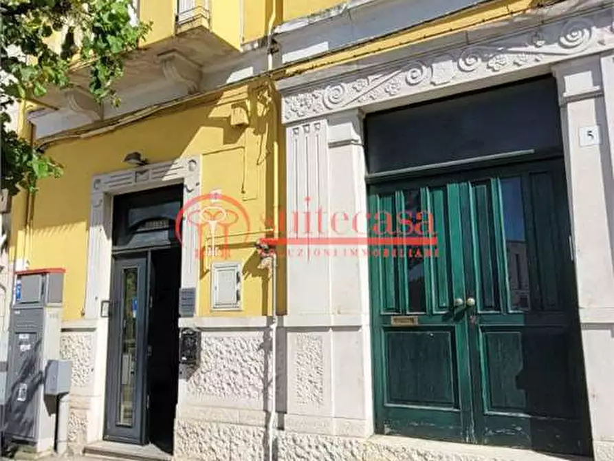 Immagine 22 di Stabile in vendita  in XX IV maggio a Andria