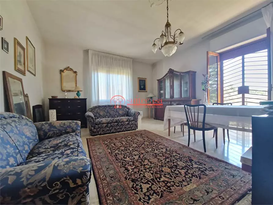 Immagine 6 di Villa in vendita  in via Duchessa D'andria a Trani