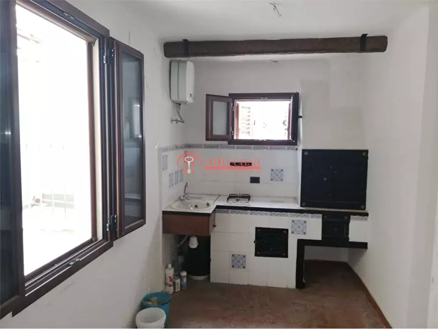 Immagine 2 di Appartamento in vendita  in via Zanardelli a Trani