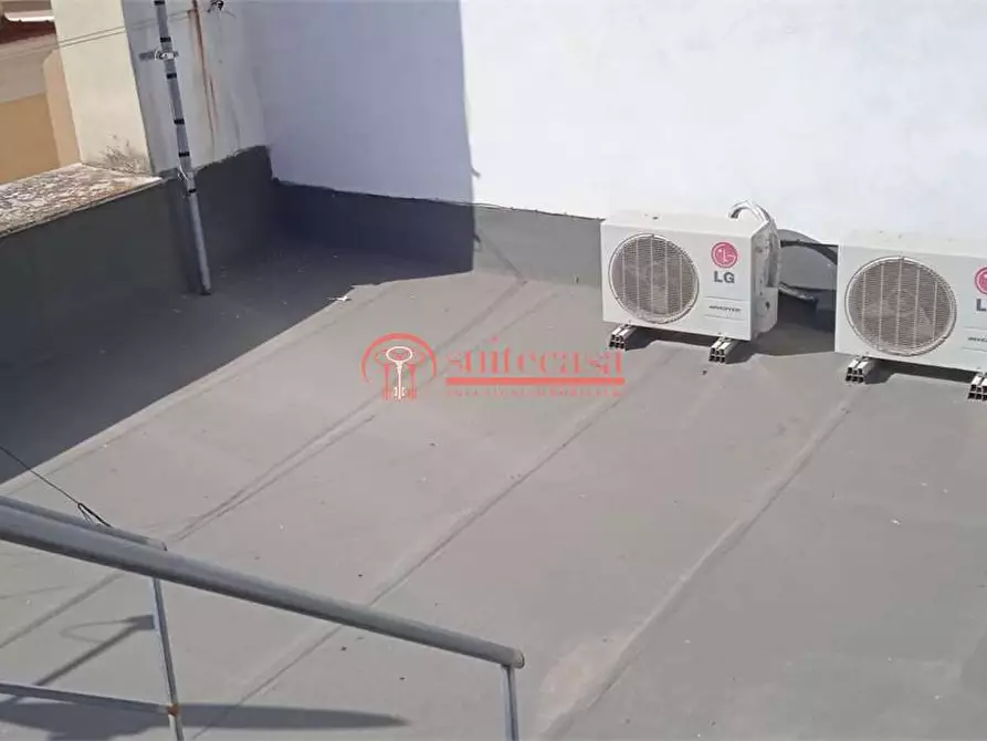 Immagine 14 di Appartamento in vendita  in via Zanardelli a Trani