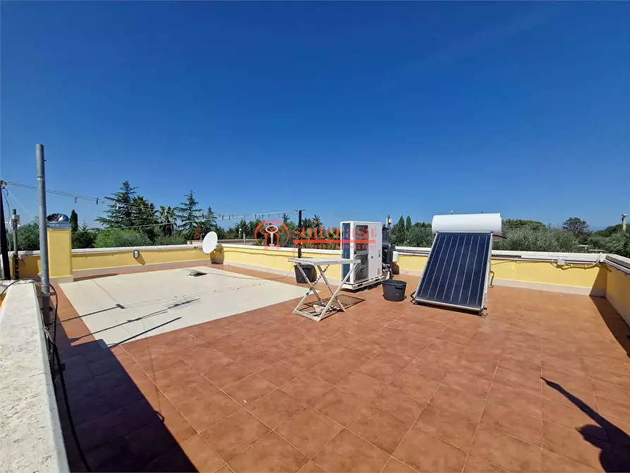 Immagine 15 di Villa in vendita  in contrada Schinosa a Trani