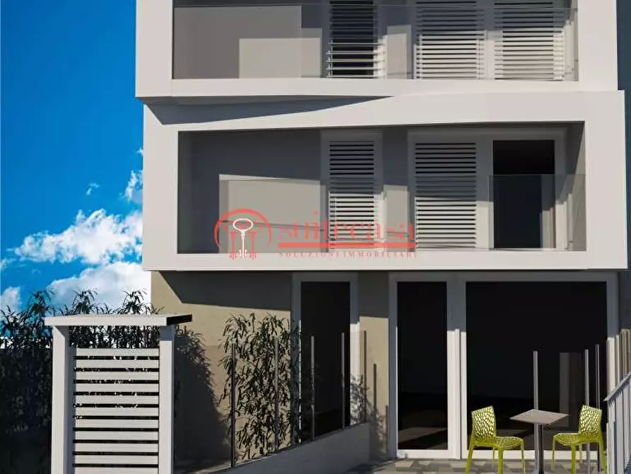 Immagine 6 di Appartamento in vendita  in corso Manzoni 1 a Trani