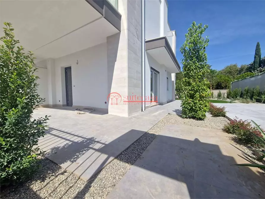 Immagine 15 di Villa in vendita  in via Annibale Maria di Francia a Trani