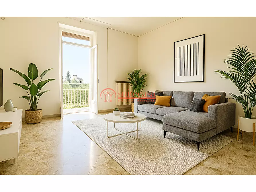 Immagine 2 di Stabile in vendita  in XX IV maggio a Andria