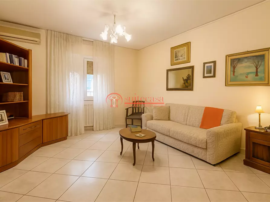 Immagine 4 di Appartamento in vendita  in via Don Pasquale Uva a Trani