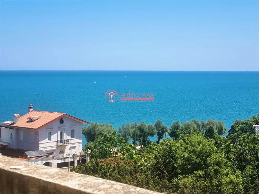 Immagine 8 di Attico in vendita  in via lungomare Cristoforo Colombo a Trani