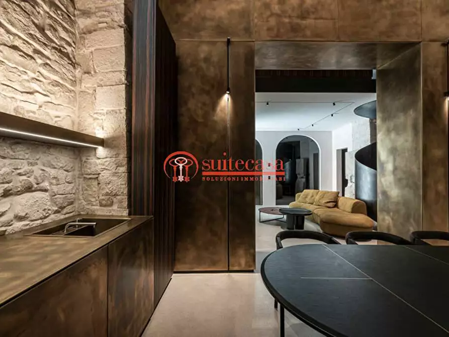 Immagine 10 di Stabile in vendita  in via La giudea a Trani