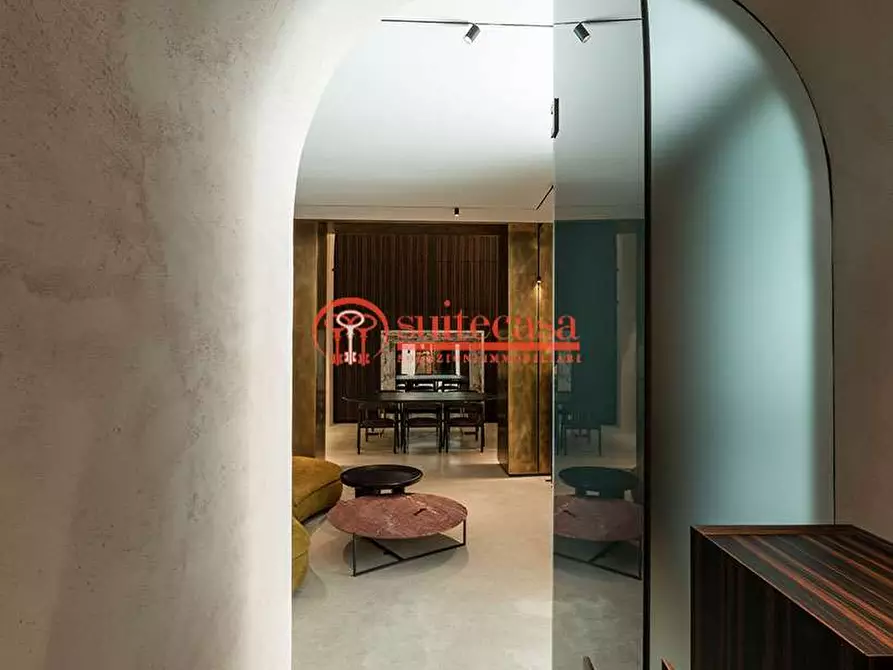 Immagine 12 di Stabile in vendita  in via La giudea a Trani