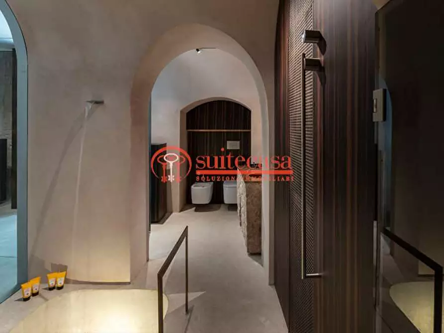 Immagine 13 di Stabile in vendita  in via La giudea a Trani