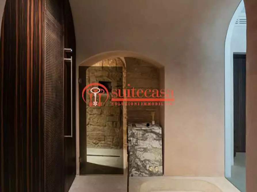 Immagine 15 di Stabile in vendita  in via La giudea a Trani