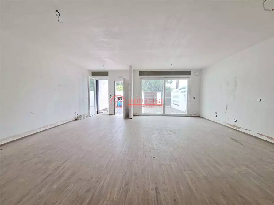 Immagine 8 di Villa in vendita  in via Martiri di Palermo  a Trani