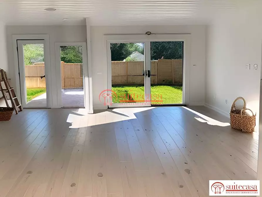 Immagine 13 di Villa in vendita  in via Martiri di Palermo  a Trani