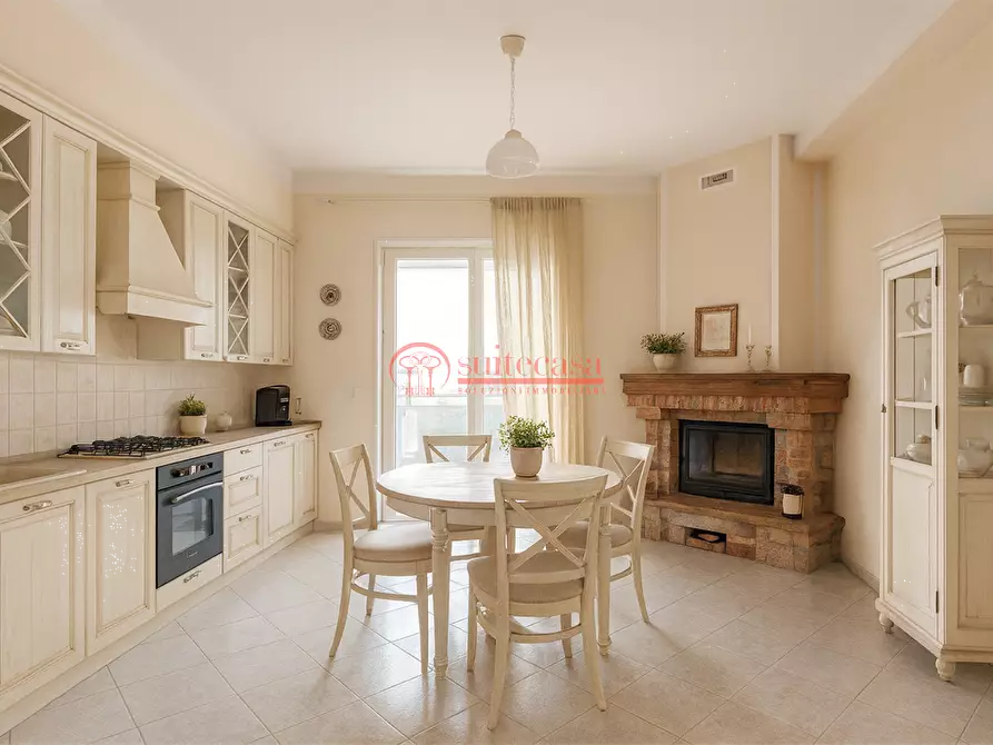 Immagine 1 di Appartamento in vendita  in via Giuseppe di Vittorio a Trani