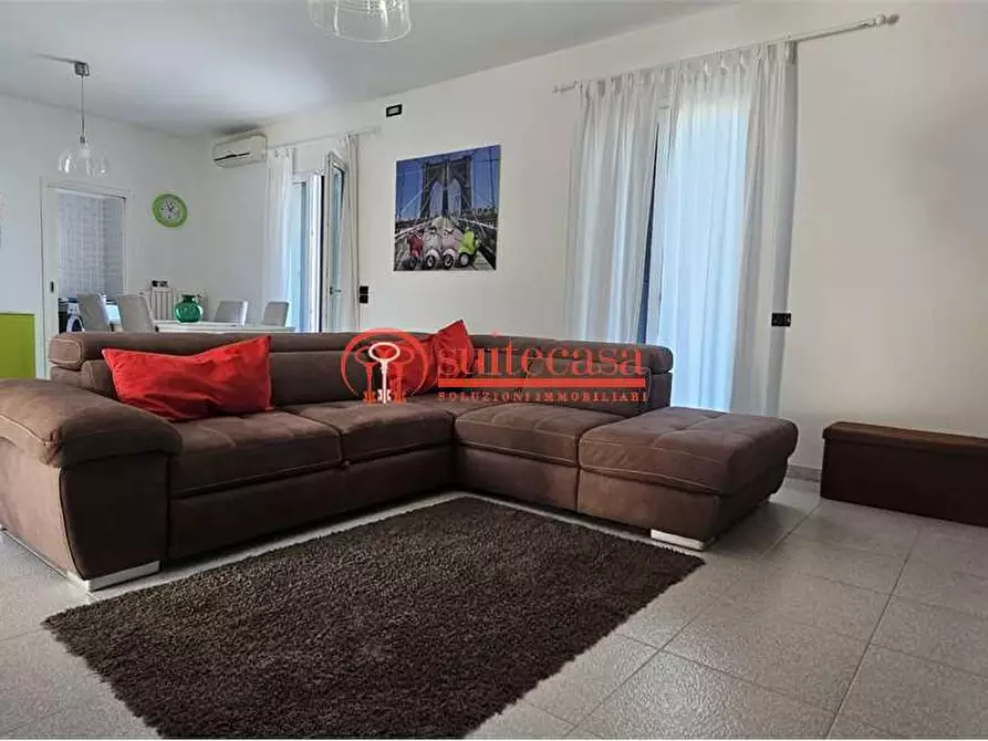 Immagine 6 di Appartamento in affitto  in via malcangi a Trani