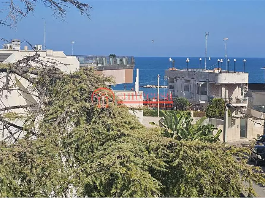 Immagine 13 di Appartamento in affitto  in via malcangi a Trani