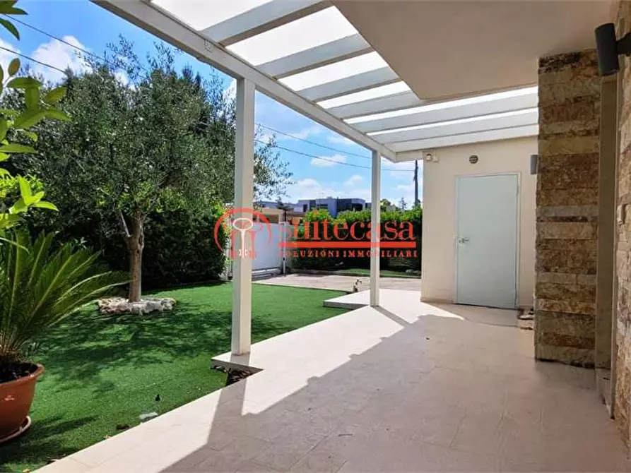 Immagine 7 di Villa in vendita  in Strada via vecchia Trani Corato a Trani