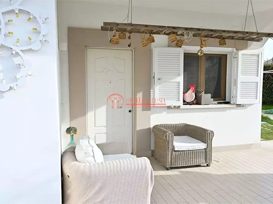 Immagine 7 di Villa in vendita  in via Martiri di Palermo a Trani