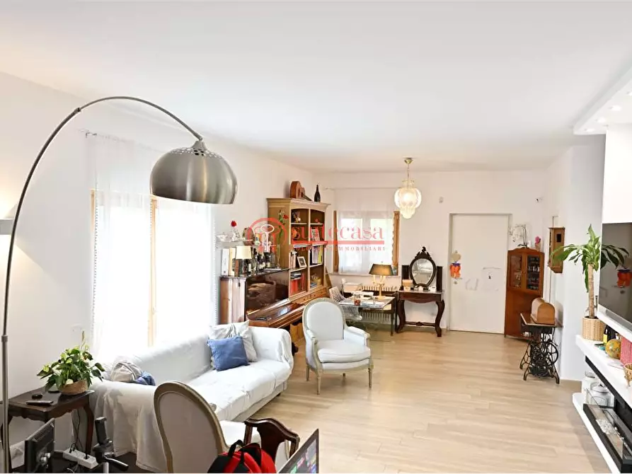 Immagine 14 di Villa in vendita  in via Martiri di Palermo a Trani