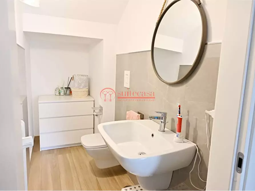 Immagine 22 di Villa in vendita  in via Martiri di Palermo a Trani