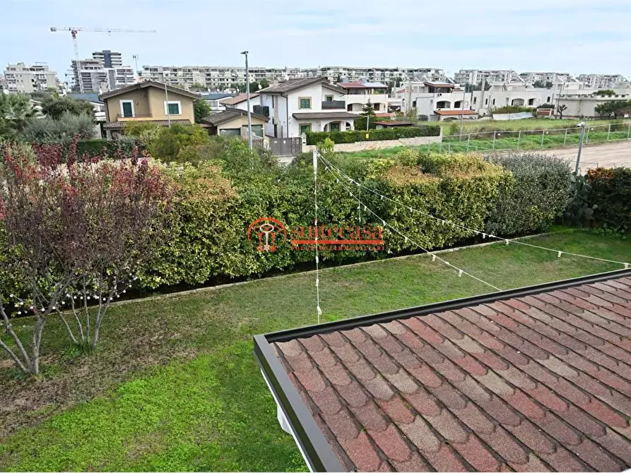 Immagine 28 di Villa in vendita  in via Martiri di Palermo a Trani