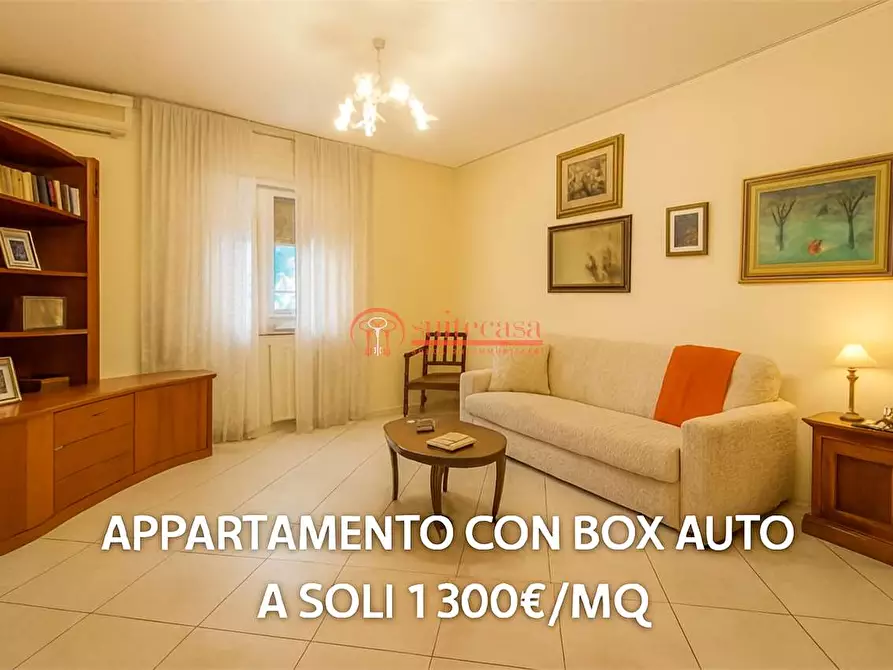 Immagine 2 di Appartamento in vendita  in via Don Pasquale Uva a Trani