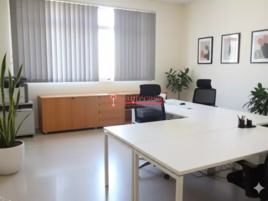 Immagine 3 di Capannone industriale in vendita  in via Barletta a Trani