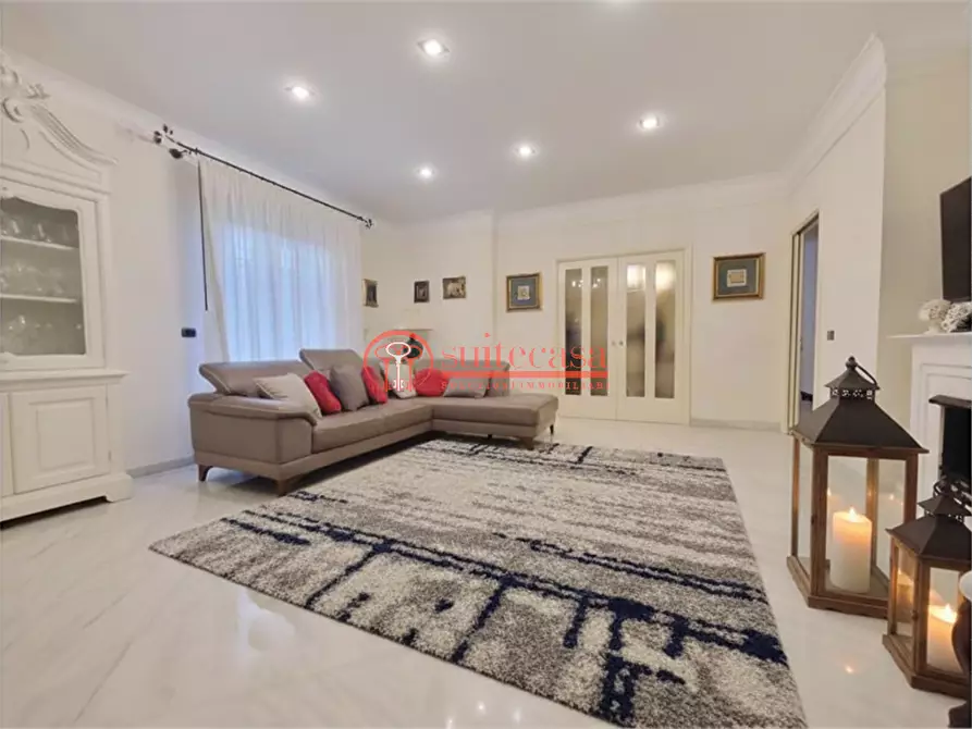 Immagine 1 di Appartamento in vendita  in via Verdi a Trani