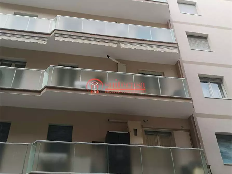 Immagine 1 di Appartamento in vendita  in via Malcangi a Trani