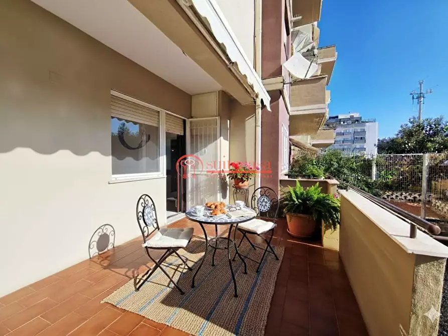 Immagine 2 di Appartamento in vendita  in corso Alcide de Gasperi a Trani