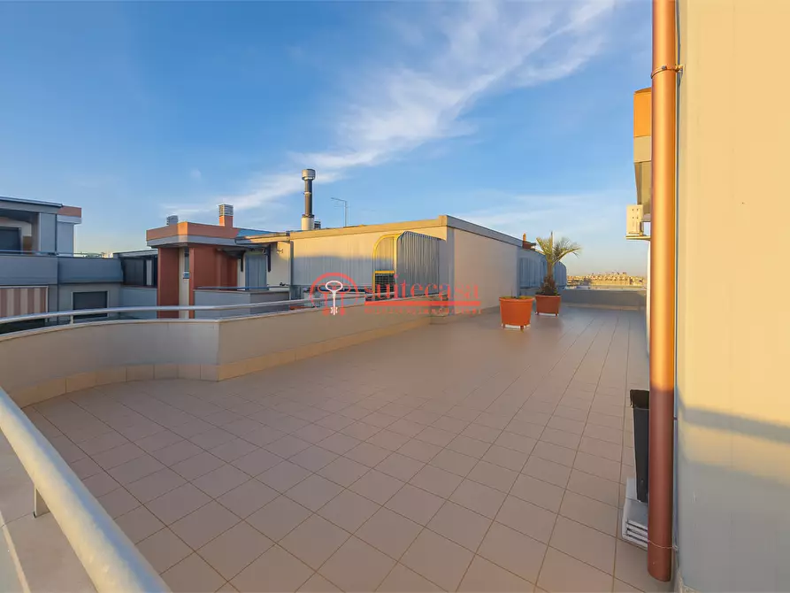 Immagine 12 di Attico in vendita  in via Gran Bretagna a Trani