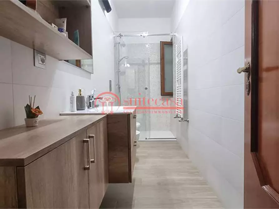 Immagine 8 di Appartamento in vendita  in via Damazia a Trani