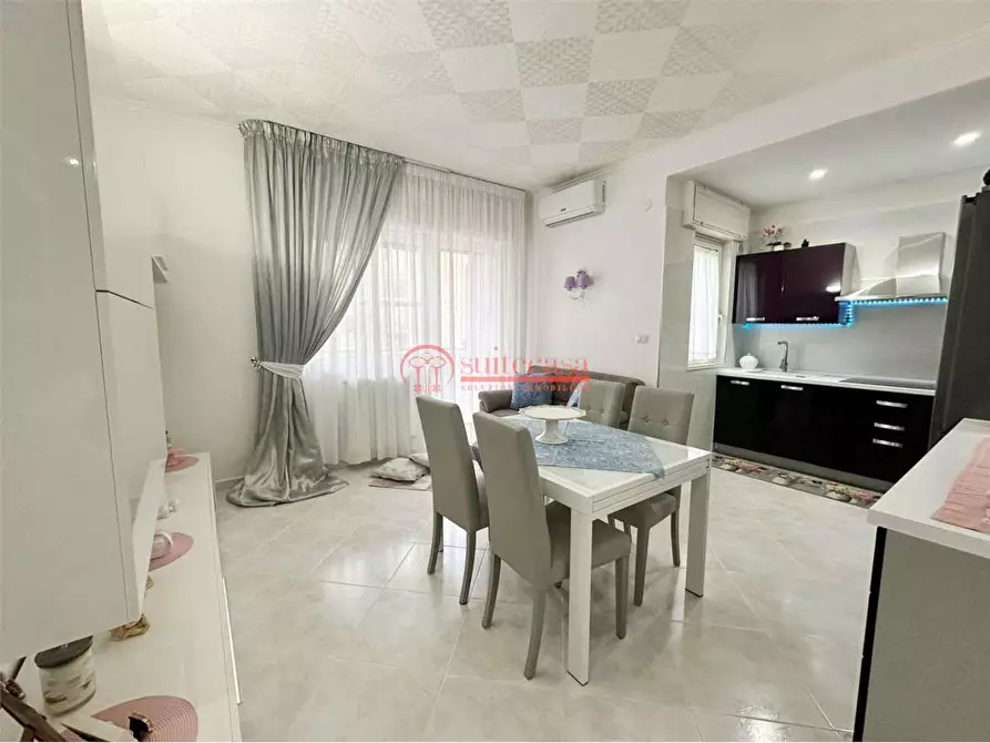 Immagine 8 di Appartamento in vendita  in via Genova a Trani