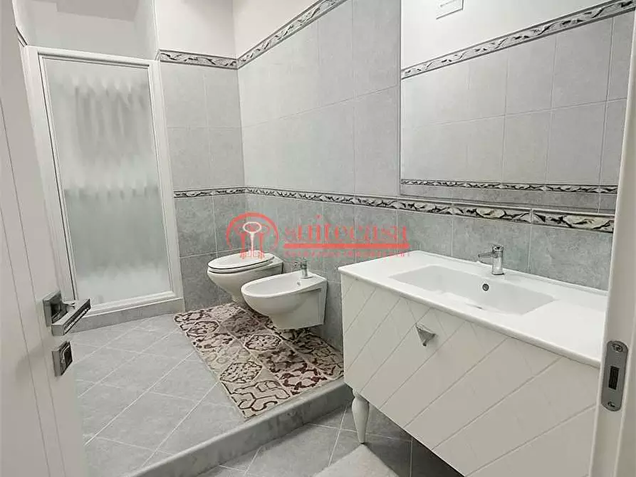 Immagine 13 di Appartamento in vendita  in via Genova a Trani