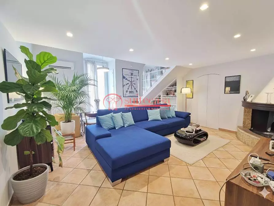 Immagine 10 di Appartamento in vendita  in via Amedeo a Trani