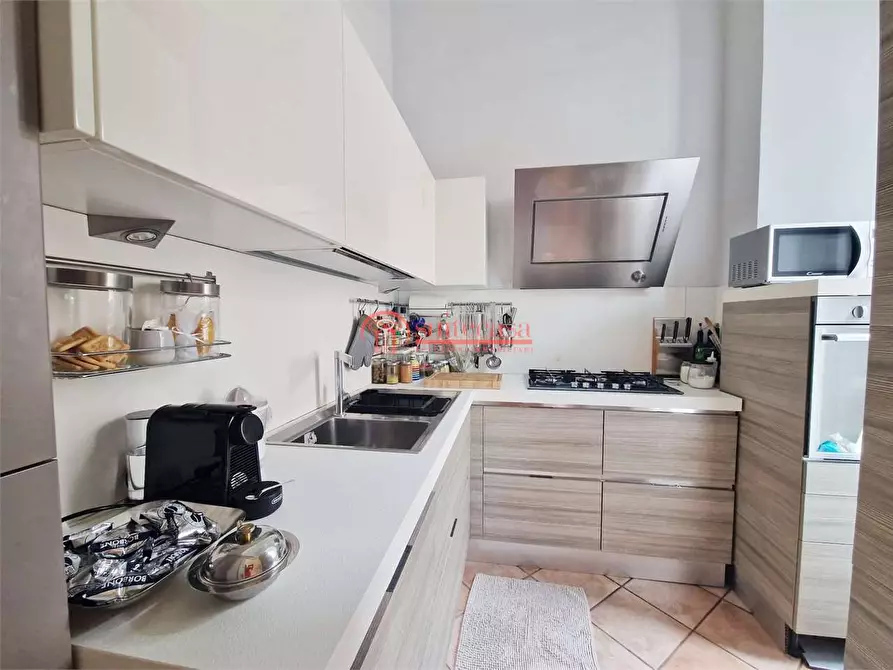 Immagine 23 di Appartamento in vendita  in via Amedeo a Trani