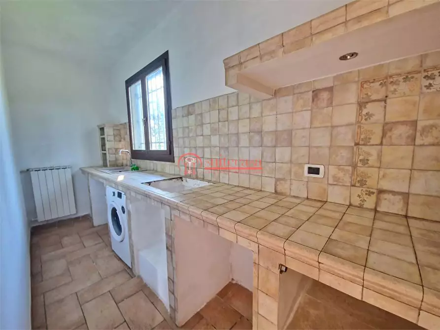 Immagine 14 di Villa in vendita  in I traversa Don Tito a Trani