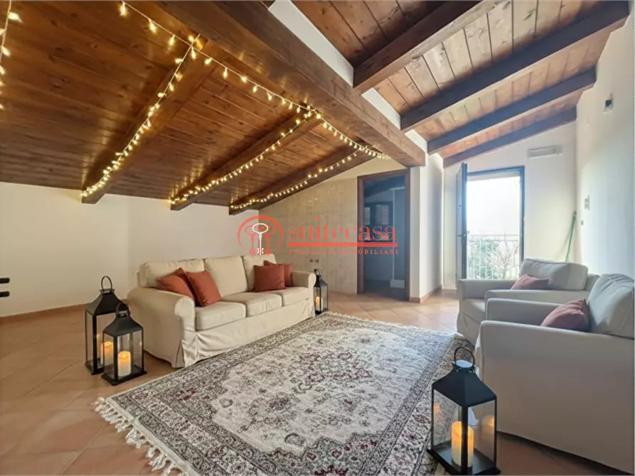 Immagine 1 di Villa in vendita  in I traversa Don Tito a Trani