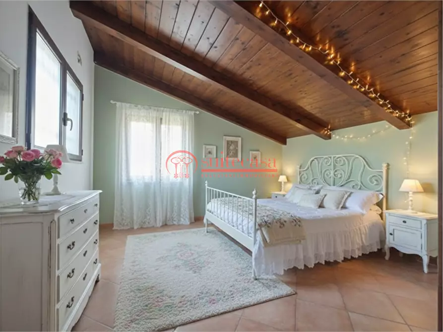 Immagine 4 di Villa in vendita  in I traversa Don Tito a Trani