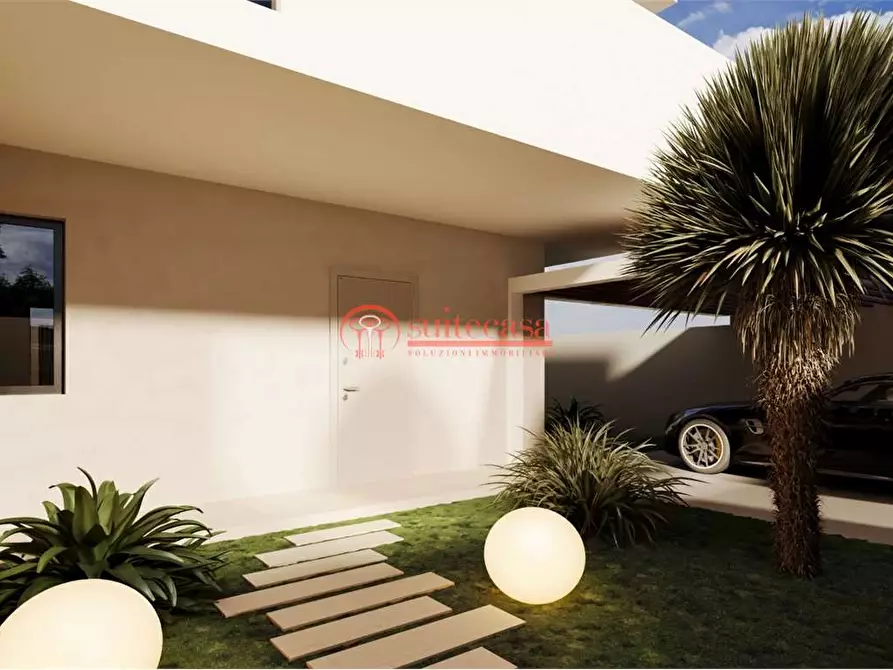 Immagine 2 di Villa in vendita  in Via Gusmai a Trani